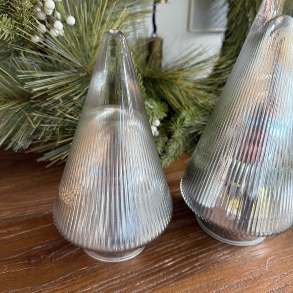 Elegant Glass Holiday Christmas Tree Set - Picture 2 of 7